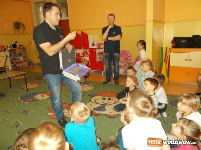 Zdjęcie w galerii na portalu naszwodzislaw.com: Przedszkolaki wybrały się w kosmiczną podróż  wiadomości z regionu