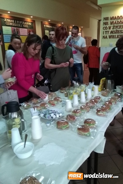 Zdjęcie w galerii na portalu naszwodzislaw.com: Dyskutowano o autyzmie  wiadomości z regionu