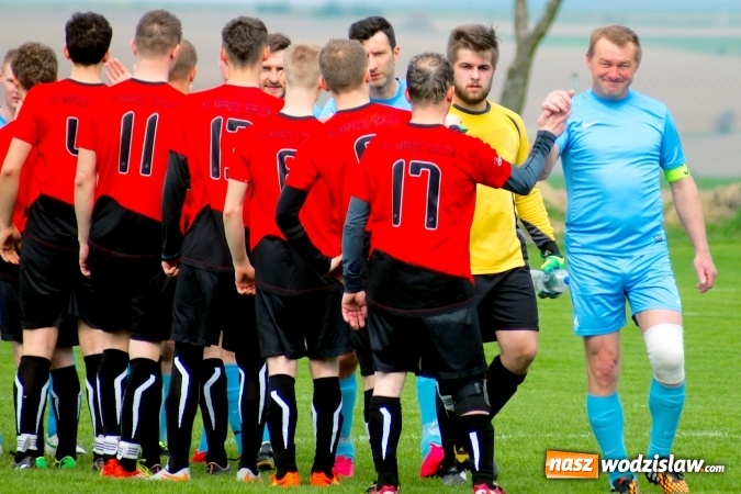 Zdjęcie w galerii na portalu naszwodzislaw.com: C klasa: Rozwój Bełsznica rozbity w Borucinie wiadomości z regionu