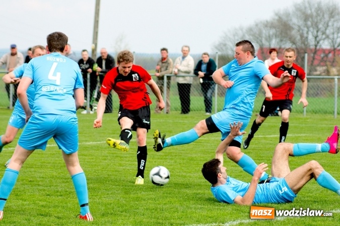 Zdjęcie w galerii na portalu naszwodzislaw.com: C klasa: Rozwój Bełsznica rozbity w Borucinie wiadomości z regionu