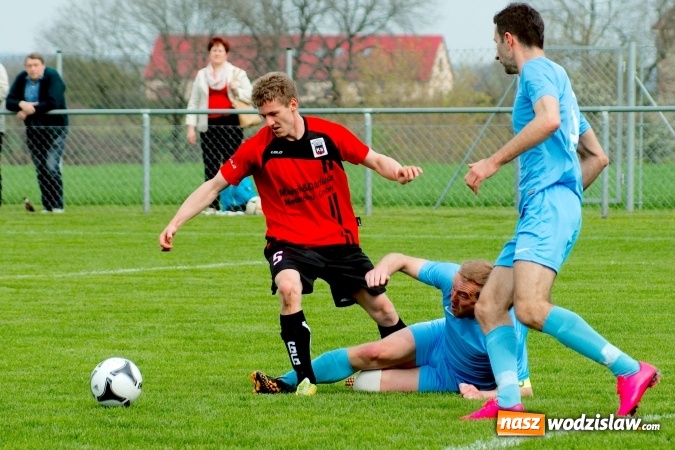 Zdjęcie w galerii na portalu naszwodzislaw.com: C klasa: Rozwój Bełsznica rozbity w Borucinie wiadomości z regionu