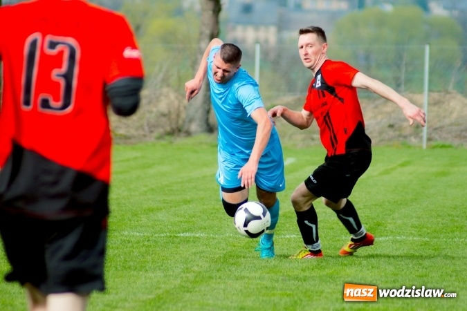 Zdjęcie w galerii na portalu naszwodzislaw.com: C klasa: Rozwój Bełsznica rozbity w Borucinie wiadomości z regionu