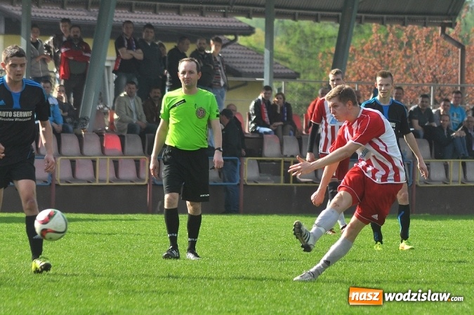 Zdjęcie w galerii na portalu naszwodzislaw.com: Kobyla idzie jak burza. Kolejną ofiarą rezerwy Przyszłości Rogów wiadomości z regionu