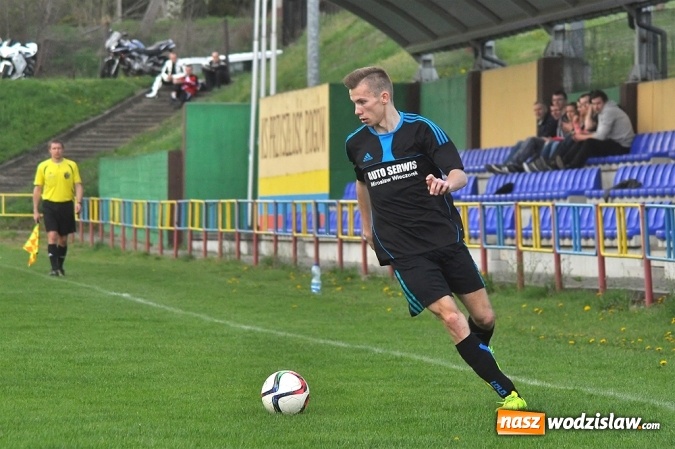 Zdjęcie w galerii na portalu naszwodzislaw.com: Kobyla idzie jak burza. Kolejną ofiarą rezerwy Przyszłości Rogów wiadomości z regionu