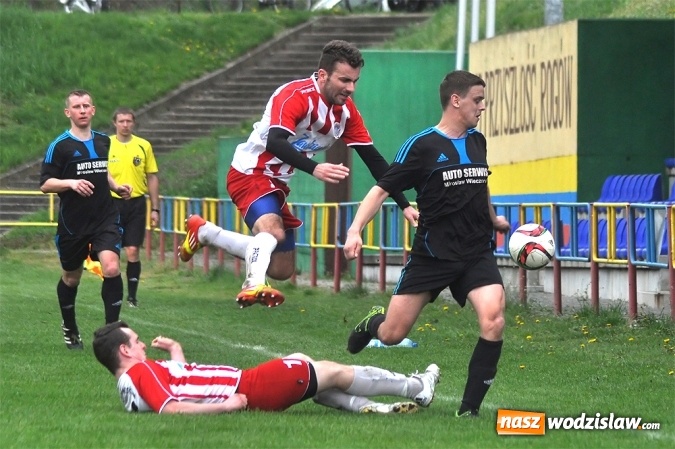 Zdjęcie w galerii na portalu naszwodzislaw.com: Kobyla idzie jak burza. Kolejną ofiarą rezerwy Przyszłości Rogów wiadomości z regionu