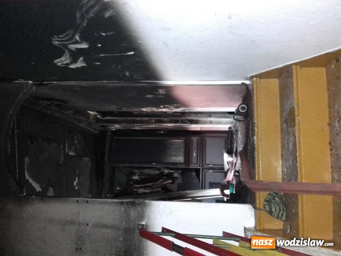 Zdjęcie w galerii na portalu naszwodzislaw.com: Pożar przy Wańkowicza. Palił się dom jednorodzinny wiadomości z regionu