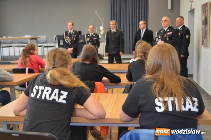 Zdjęcie w galerii na portalu naszwodzislaw.com: Młodzież rywalizowała w turnieju wiedzy pożarniczej wiadomości z regionu