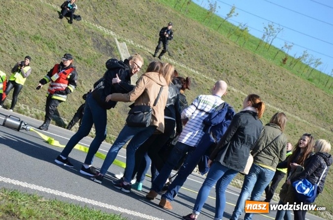 Zdjęcie w galerii na portalu naszwodzislaw.com: Doszło do wypadku na A1... Na szczęście tym razem to były tylko ćwiczenia wiadomości z regionu