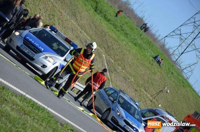 Zdjęcie w galerii na portalu naszwodzislaw.com: Doszło do wypadku na A1... Na szczęście tym razem to były tylko ćwiczenia wiadomości z regionu