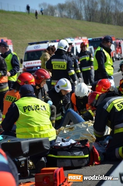 Zdjęcie w galerii na portalu naszwodzislaw.com: Doszło do wypadku na A1... Na szczęście tym razem to były tylko ćwiczenia wiadomości z regionu