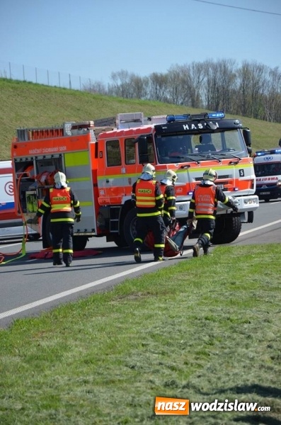 Zdjęcie w galerii na portalu naszwodzislaw.com: Doszło do wypadku na A1... Na szczęście tym razem to były tylko ćwiczenia wiadomości z regionu