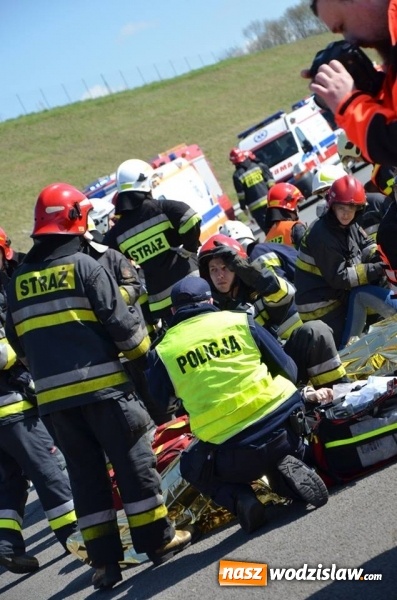Zdjęcie w galerii na portalu naszwodzislaw.com: Doszło do wypadku na A1... Na szczęście tym razem to były tylko ćwiczenia wiadomości z regionu