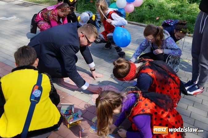 Zdjęcie w galerii na portalu naszwodzislaw.com: Trzy Wzgórza mają własne hotele... dla owadów! wiadomości z regionu