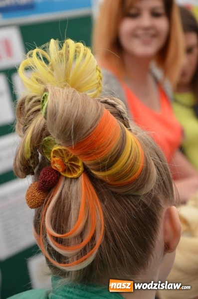 Zdjęcie w galerii na portalu naszwodzislaw.com: Około tysiąc gimnazjalistów więzło udział w Powiatowych Targach Edukacyjnych wiadomości z regionu