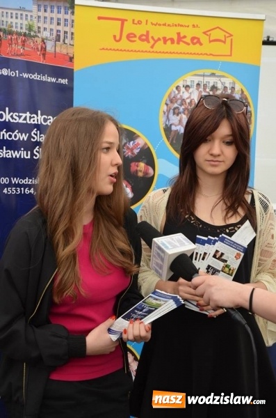 Zdjęcie w galerii na portalu naszwodzislaw.com: Około tysiąc gimnazjalistów więzło udział w Powiatowych Targach Edukacyjnych wiadomości z regionu