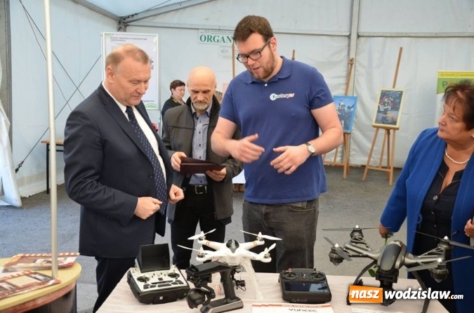 Zdjęcie w galerii na portalu naszwodzislaw.com: Około tysiąc gimnazjalistów więzło udział w Powiatowych Targach Edukacyjnych wiadomości z regionu