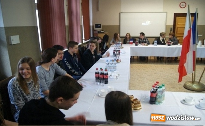 Zdjęcie w galerii na portalu naszwodzislaw.com: Druga edycja wymiany młodzieży I LO z liceum Jules Guesde w Montpellier  wiadomości z regionu