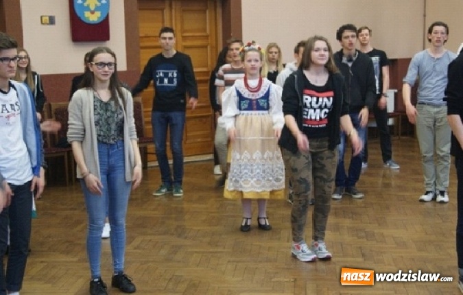 Zdjęcie w galerii na portalu naszwodzislaw.com: Druga edycja wymiany młodzieży I LO z liceum Jules Guesde w Montpellier  wiadomości z regionu