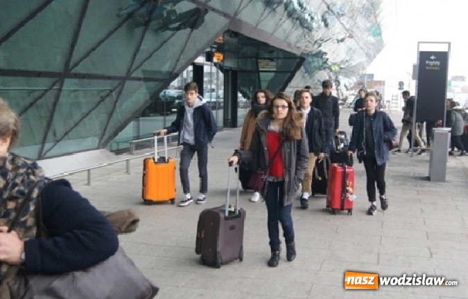 Zdjęcie w galerii na portalu naszwodzislaw.com: Druga edycja wymiany młodzieży I LO z liceum Jules Guesde w Montpellier  wiadomości z regionu