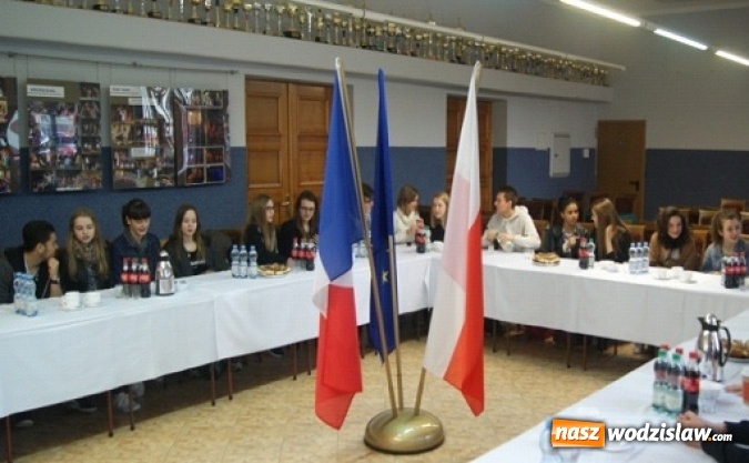 Zdjęcie w galerii na portalu naszwodzislaw.com: Druga edycja wymiany młodzieży I LO z liceum Jules Guesde w Montpellier  wiadomości z regionu