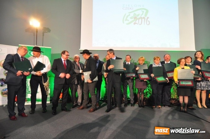 Zdjęcie w galerii na portalu naszwodzislaw.com: Zielone Czeki 2016 rozdane. Kto otrzymał nagrodę?  wiadomości z regionu