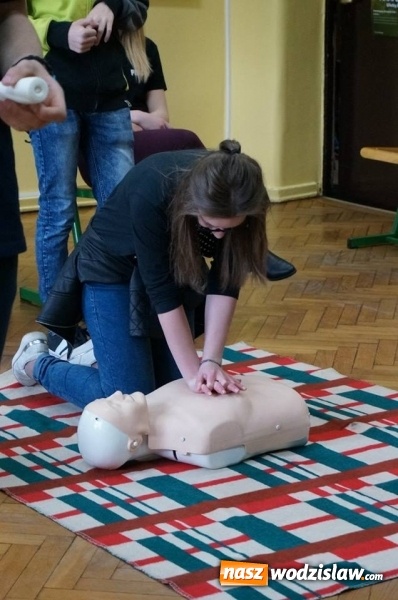 Zdjęcie w galerii na portalu naszwodzislaw.com: Wypadek na Skalnej? Nie to tylko Dzień Otwarty w LO wiadomości z regionu