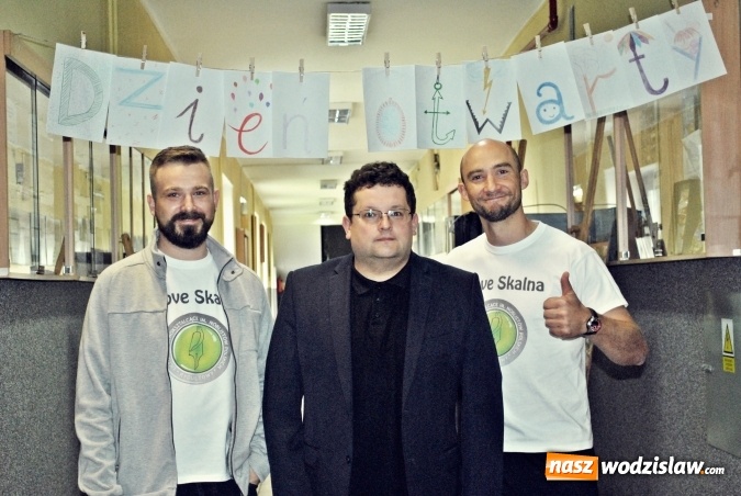 Zdjęcie w galerii na portalu naszwodzislaw.com: Wypadek na Skalnej? Nie to tylko Dzień Otwarty w LO wiadomości z regionu