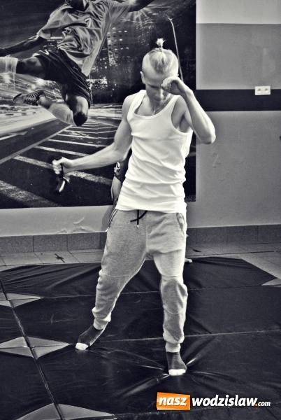 Zdjęcie w galerii na portalu naszwodzislaw.com: Wypadek na Skalnej? Nie to tylko Dzień Otwarty w LO wiadomości z regionu