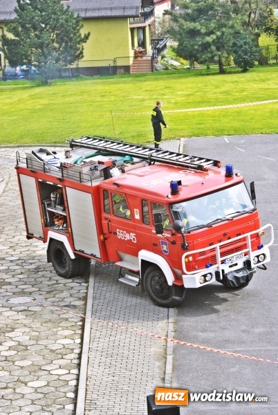 Zdjęcie w galerii na portalu naszwodzislaw.com: Wypadek na Skalnej? Nie to tylko Dzień Otwarty w LO wiadomości z regionu