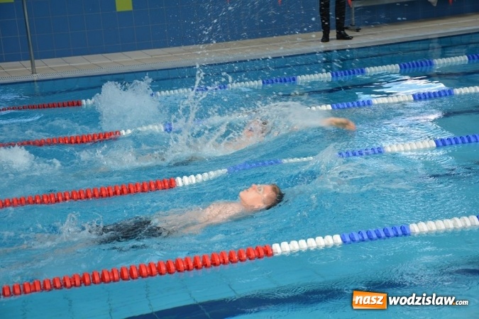 Zdjęcie w galerii na portalu naszwodzislaw.com: Finałowy turniej pływacki na Mancie już za nami wiadomości z regionu