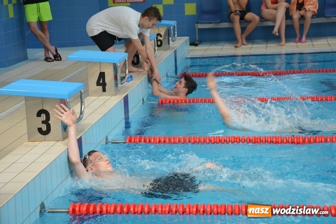 Zdjęcie w galerii na portalu naszwodzislaw.com: Finałowy turniej pływacki na Mancie już za nami wiadomości z regionu