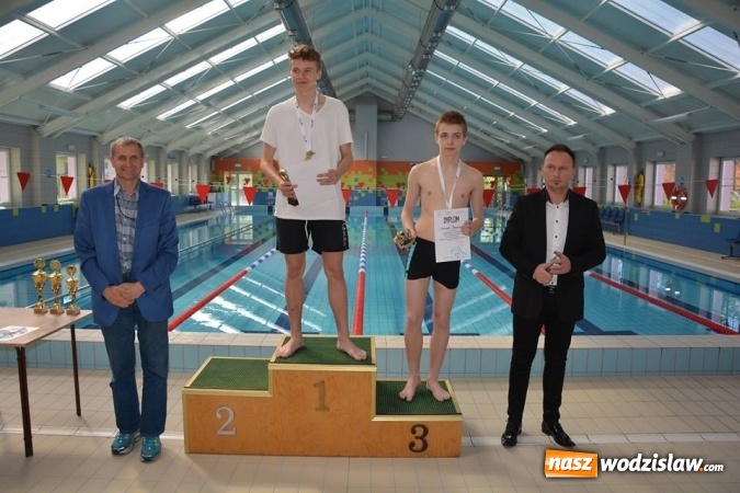 Zdjęcie w galerii na portalu naszwodzislaw.com: Finałowy turniej pływacki na Mancie już za nami wiadomości z regionu