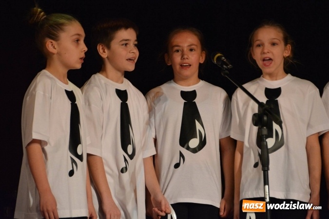 Zdjęcie w galerii na portalu naszwodzislaw.com: Znamy zwycięzc&oacute;w Wiosennych Konfrontacji Artystycznych Maska wiadomości z regionu