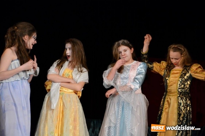 Zdjęcie w galerii na portalu naszwodzislaw.com: Znamy zwycięzc&oacute;w Wiosennych Konfrontacji Artystycznych Maska wiadomości z regionu