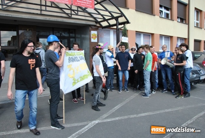 Zdjęcie w galerii na portalu naszwodzislaw.com: Uczniowie ZST triumfowali w tym roku szkolnym we wszystkich ważnych ogólnopolskich olimpiadach zawodowych  wiadomości z regionu