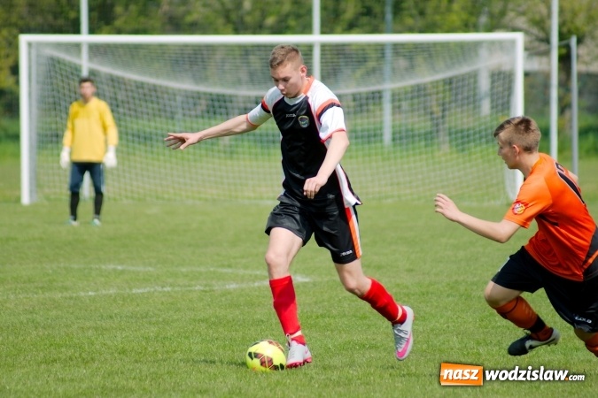 Zdjęcie w galerii na portalu naszwodzislaw.com: Juniorzy Przyszłości tylko zremisowali z outsiderem wiadomości z regionu