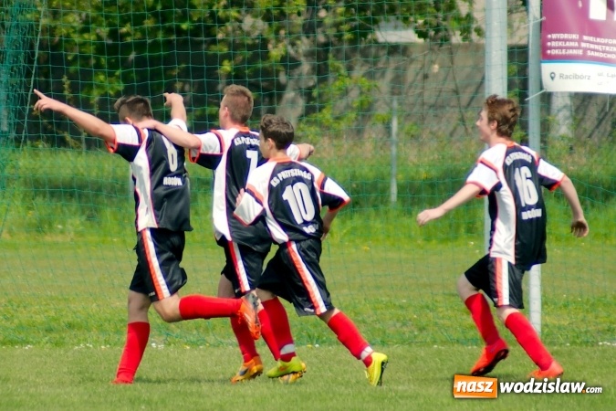 Zdjęcie w galerii na portalu naszwodzislaw.com: Juniorzy Przyszłości tylko zremisowali z outsiderem wiadomości z regionu