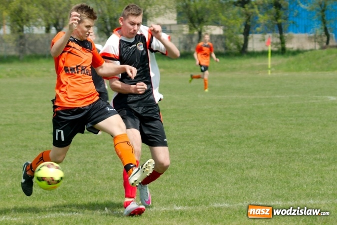 Zdjęcie w galerii na portalu naszwodzislaw.com: Juniorzy Przyszłości tylko zremisowali z outsiderem wiadomości z regionu