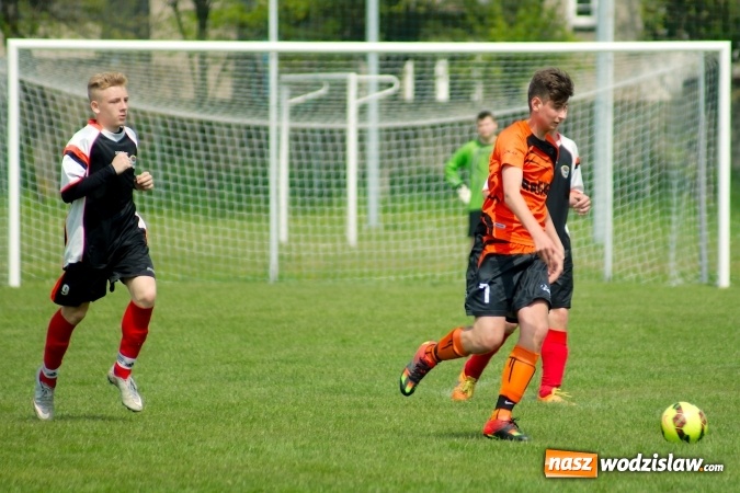 Zdjęcie w galerii na portalu naszwodzislaw.com: Juniorzy Przyszłości tylko zremisowali z outsiderem wiadomości z regionu