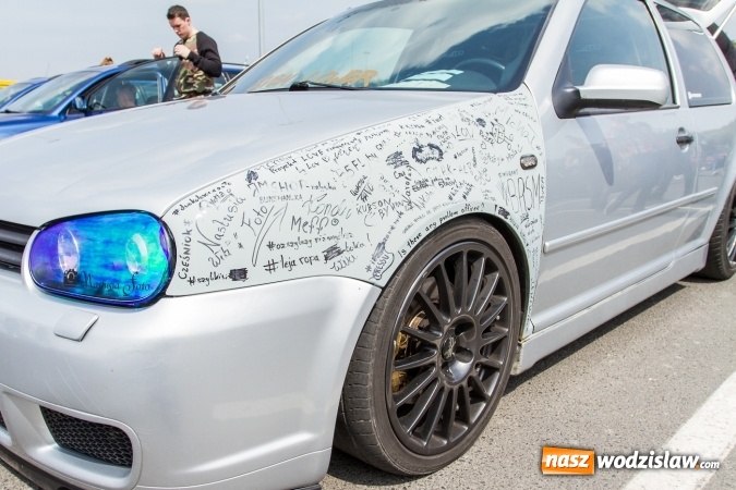 Zdjęcie w galerii na portalu naszwodzislaw.com: Zlot miłośników pojazdów grupy VW przy Auchan wiadomości z regionu