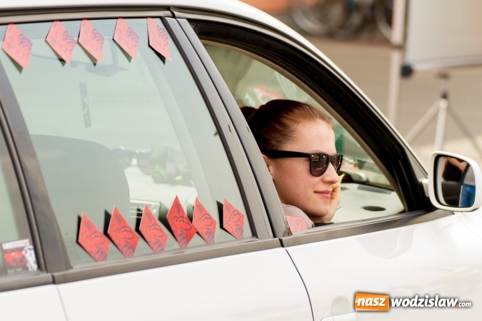 Zdjęcie w galerii na portalu naszwodzislaw.com: Zlot miłośników pojazdów grupy VW przy Auchan wiadomości z regionu