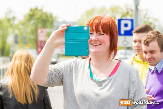 Zdjęcie w galerii na portalu naszwodzislaw.com: Zlot miłośników pojazdów grupy VW przy Auchan wiadomości z regionu