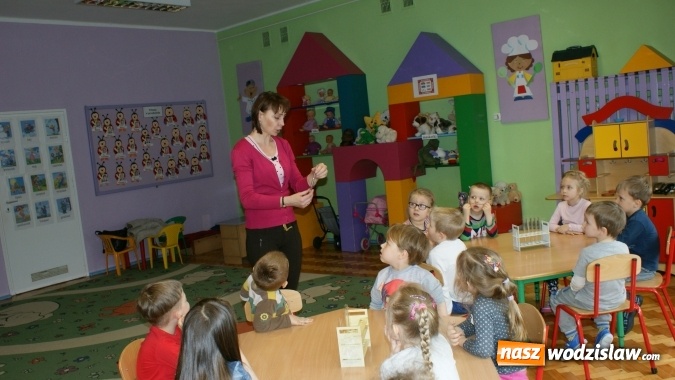 Zdjęcie w galerii na portalu naszwodzislaw.com: Mali badacze z PP numer 16 w Wodzisławiu Śl.  wiadomości z regionu