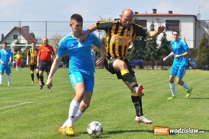 Zdjęcie w galerii na portalu naszwodzislaw.com: Błyskawiczne gole Kocota dały zwycięstwo Lubomi wiadomości z regionu