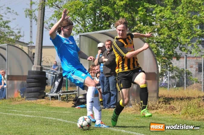 Zdjęcie w galerii na portalu naszwodzislaw.com: Błyskawiczne gole Kocota dały zwycięstwo Lubomi wiadomości z regionu
