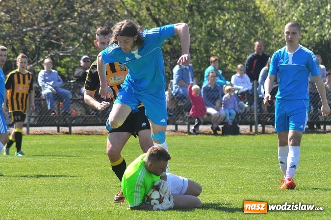 Zdjęcie w galerii na portalu naszwodzislaw.com: Błyskawiczne gole Kocota dały zwycięstwo Lubomi wiadomości z regionu