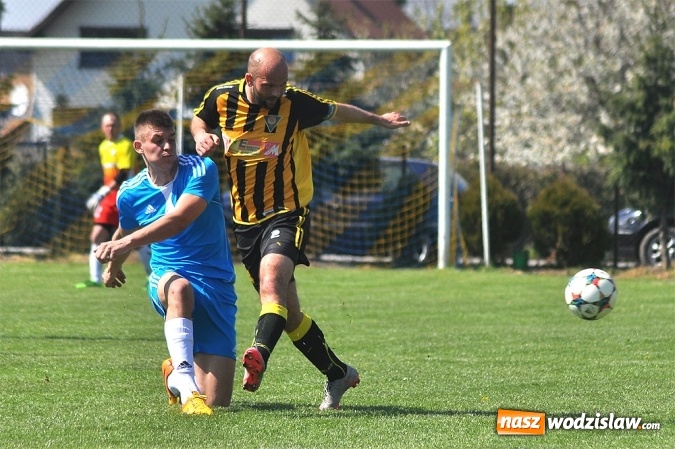 Zdjęcie w galerii na portalu naszwodzislaw.com: Błyskawiczne gole Kocota dały zwycięstwo Lubomi wiadomości z regionu