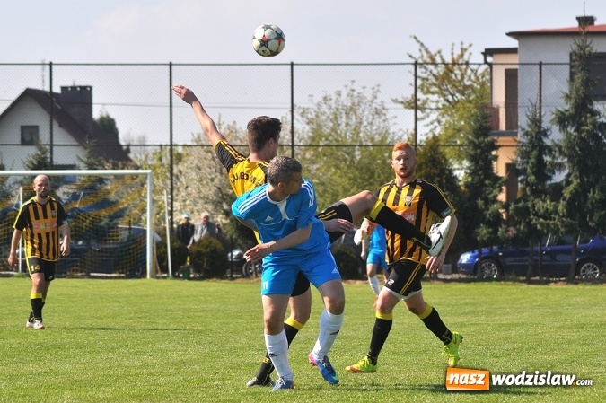Zdjęcie w galerii na portalu naszwodzislaw.com: Błyskawiczne gole Kocota dały zwycięstwo Lubomi wiadomości z regionu