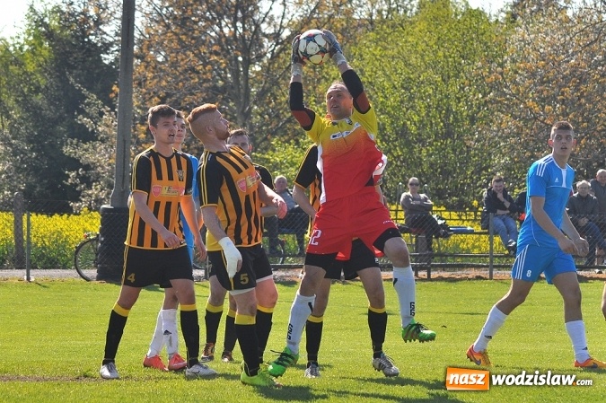 Zdjęcie w galerii na portalu naszwodzislaw.com: Błyskawiczne gole Kocota dały zwycięstwo Lubomi wiadomości z regionu