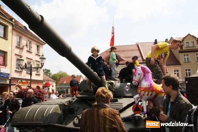 Zdjęcie w galerii na portalu naszwodzislaw.com: Działo się! Wodzisławska militarna majówka na długo pozostanie w pamięci  wiadomości z regionu